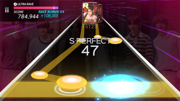SUPERSTARSMTOWN 3.28.3 安卓版 2